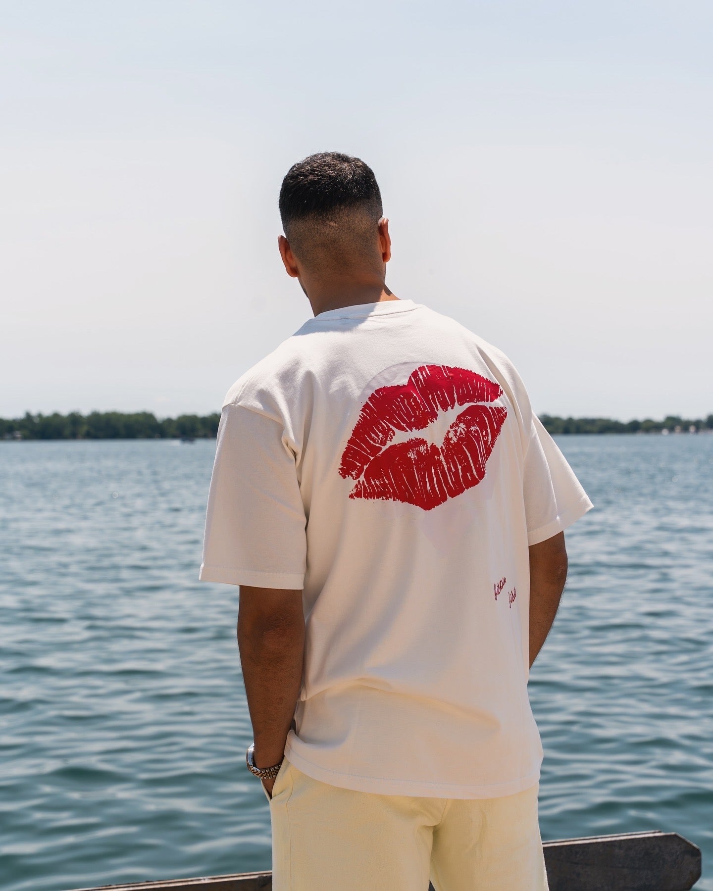 bisou bisou Tee